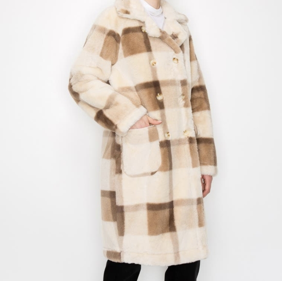 Melloday The Softest Double Breasted Faux Fur Coat Size Medium Nwt ❤️ - Picture 3 of 10